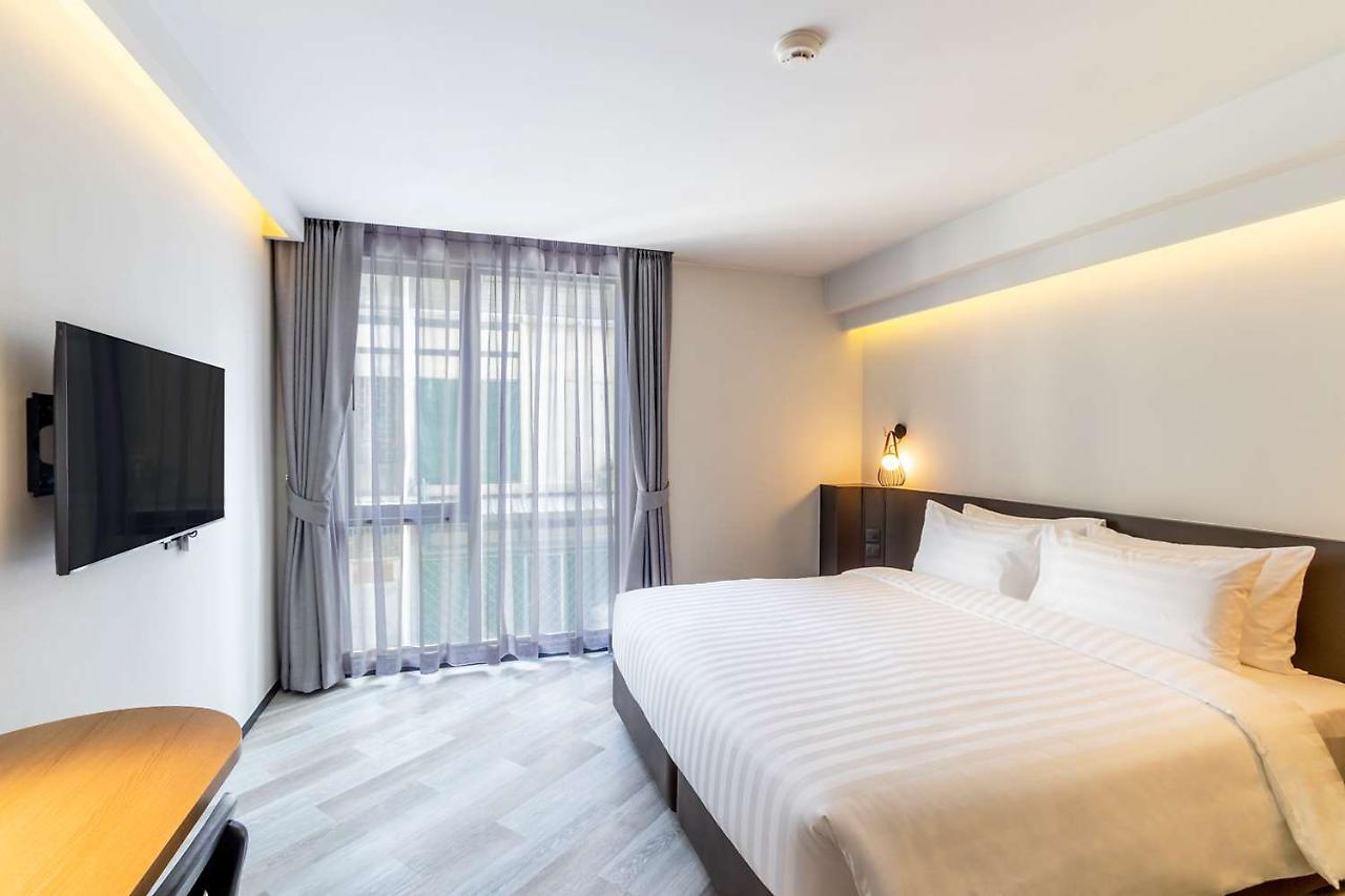 בנגקוק Seekers Finders Rama IV Hotel Surestay Collection By BW מראה חיצוני תמונה