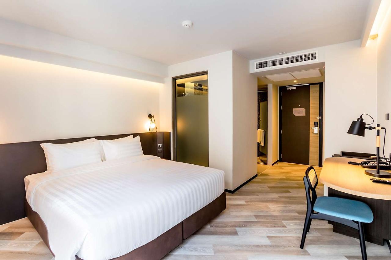בנגקוק Seekers Finders Rama IV Hotel Surestay Collection By BW מראה חיצוני תמונה