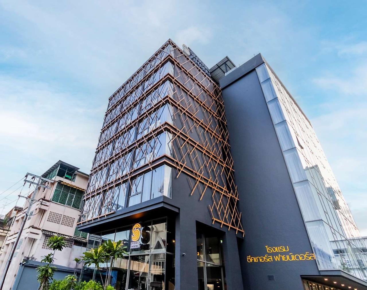 בנגקוק Seekers Finders Rama IV Hotel Surestay Collection By BW מראה חיצוני תמונה