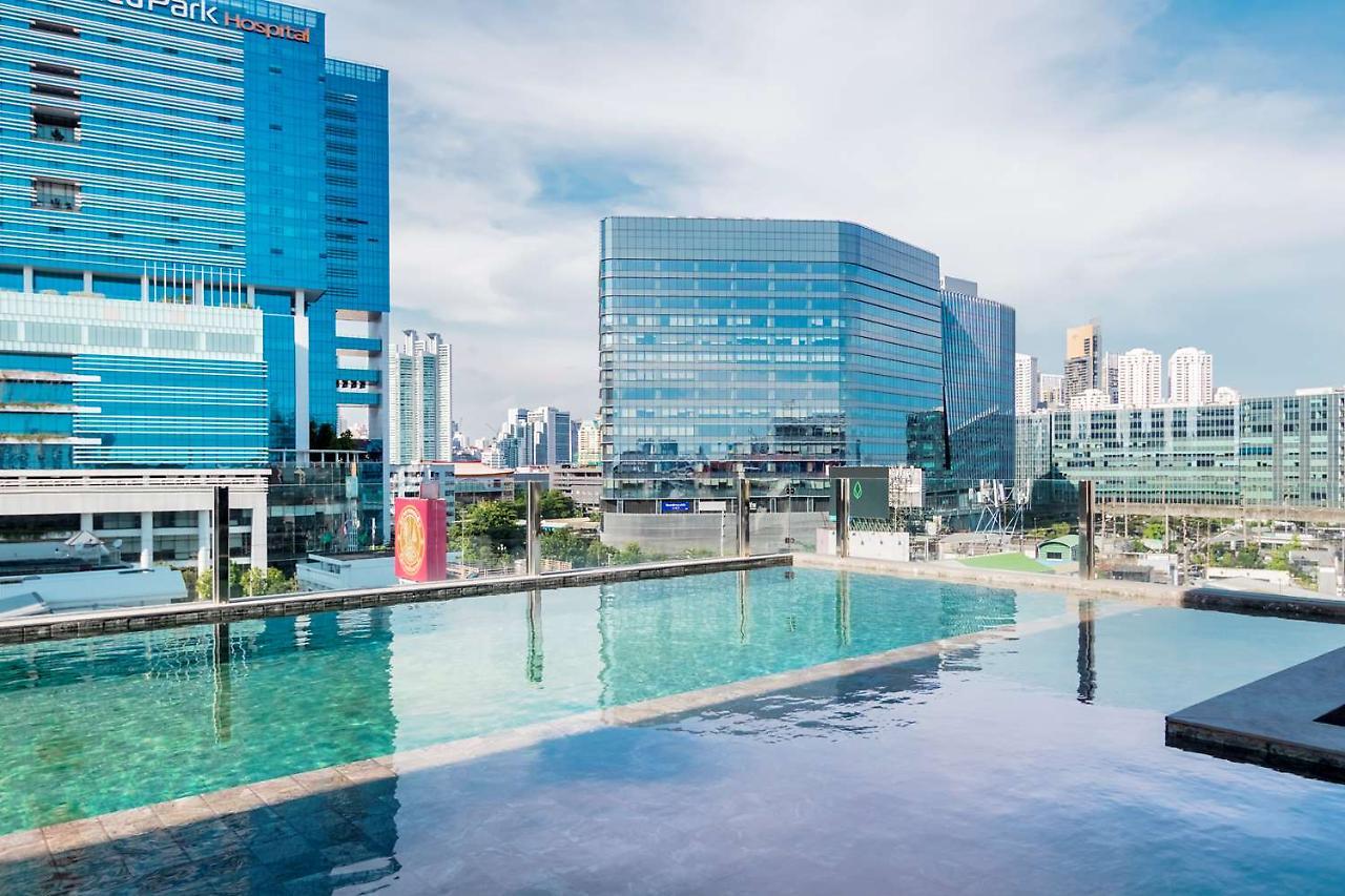 בנגקוק Seekers Finders Rama IV Hotel Surestay Collection By BW מראה חיצוני תמונה